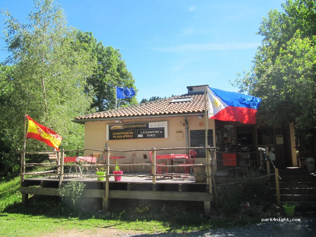 Camping du plan d'Eau — foto