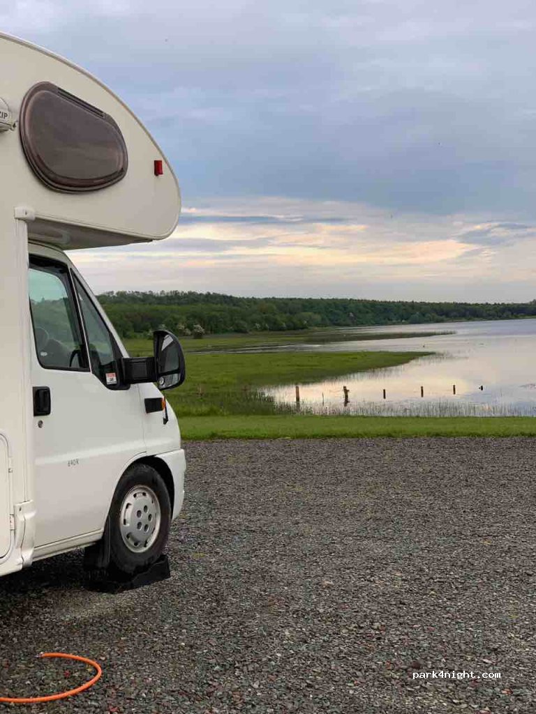 Row Campsite — foto