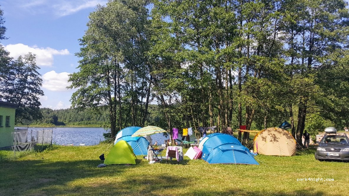 Camping twojepiaseczno — foto