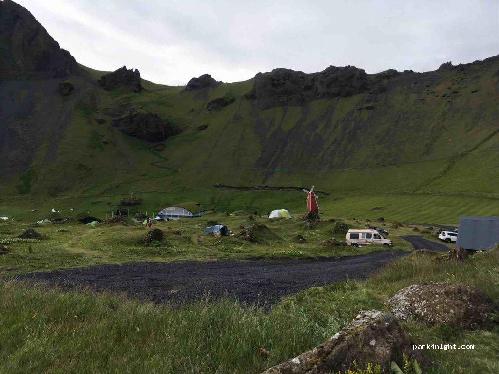 Vestmannaeyjar Camp Site — foto 2