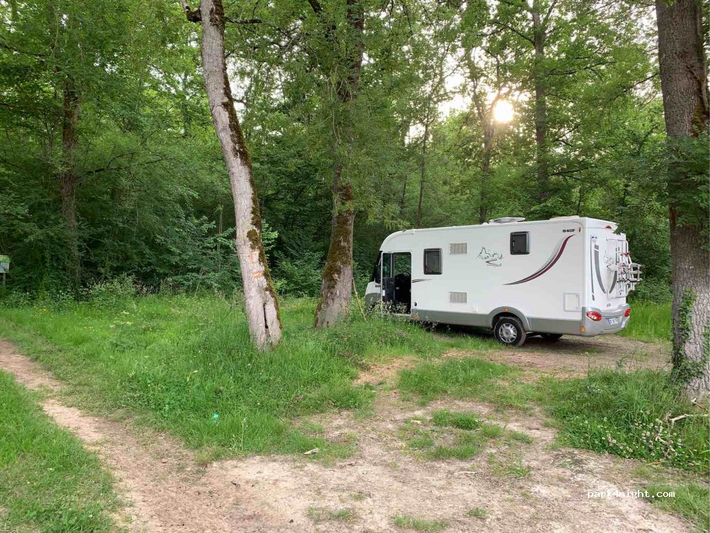 (47310) Lamontjoie - Unnamed Road — foto