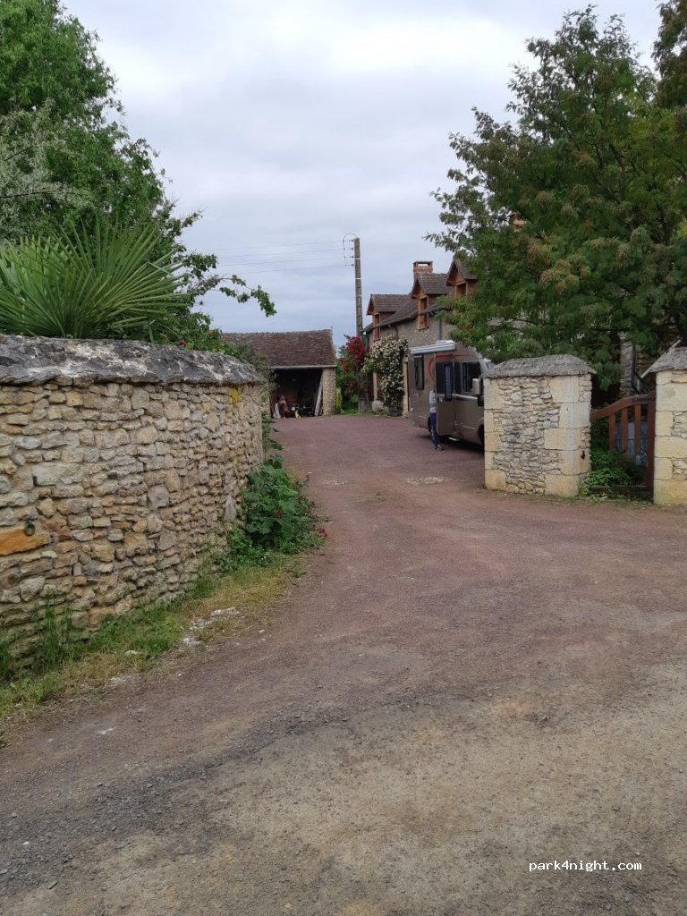 (72540) Crannes-en-Champagne - L'Ormeau — foto