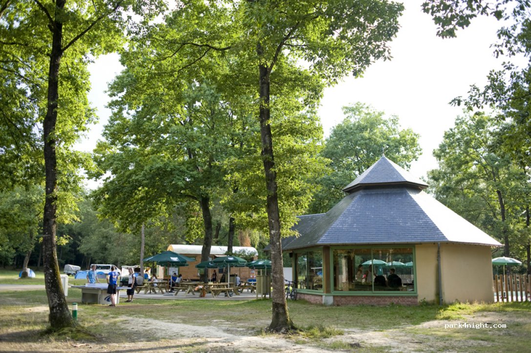 Camping Huttopia Lac de Sillé — foto