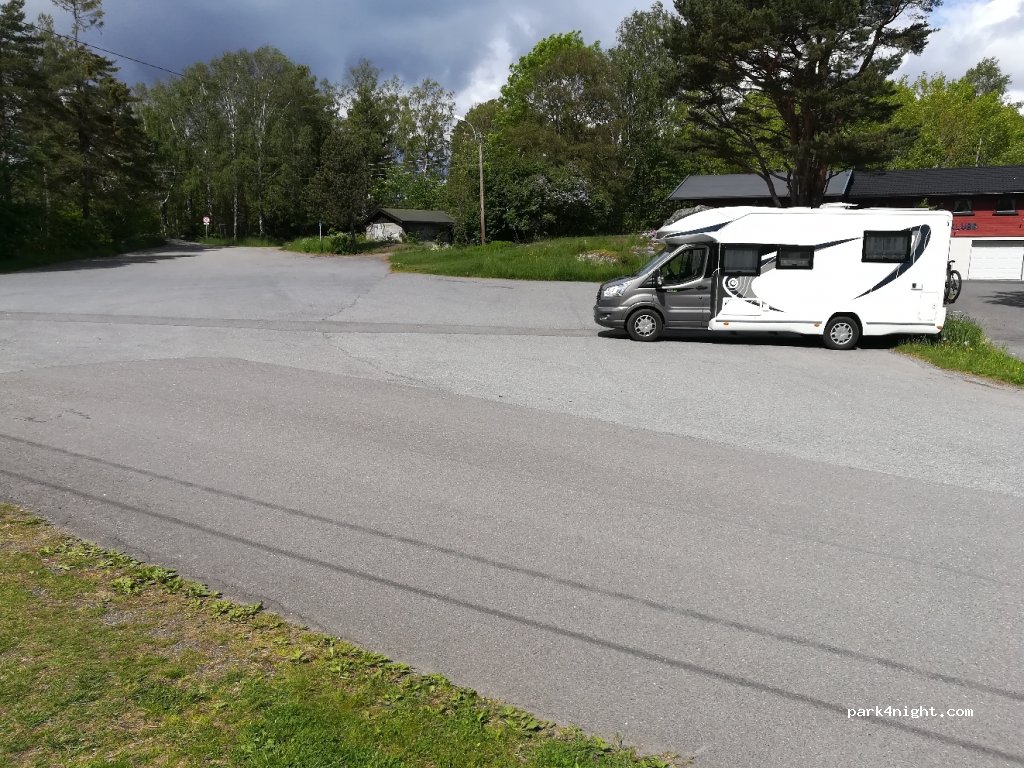 (3260) Larvik - 2B Gon — foto