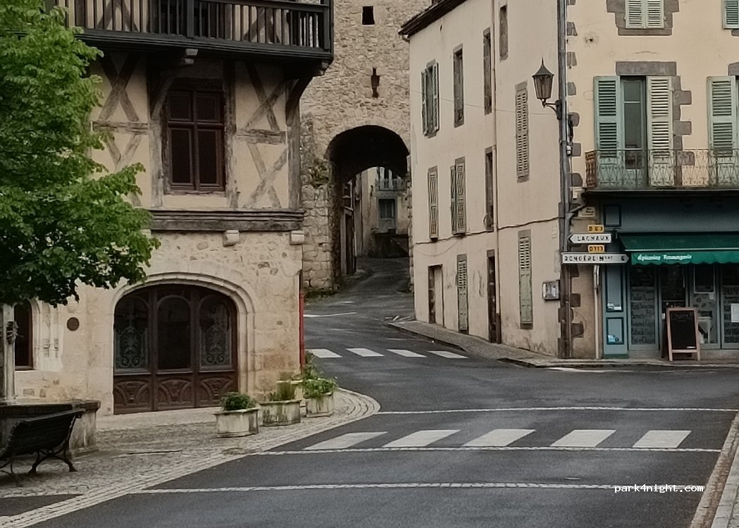 (63290) Châteldon - 22 Boulevard des États Unis — foto 4