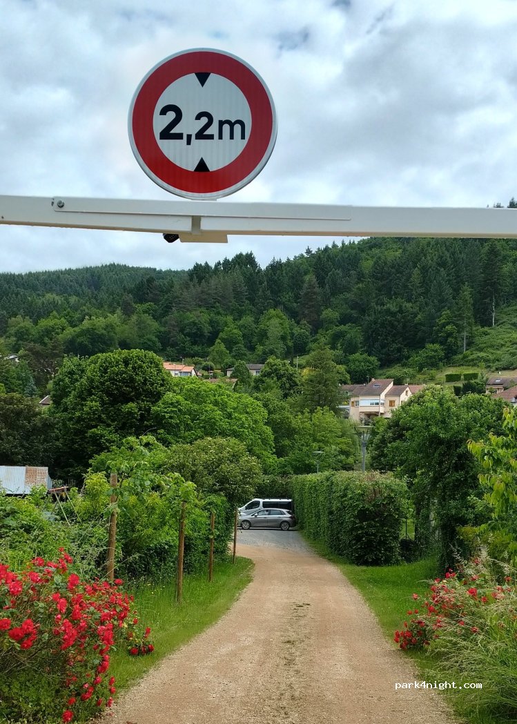 (63290) Châteldon - 22 Boulevard des États Unis — foto 5