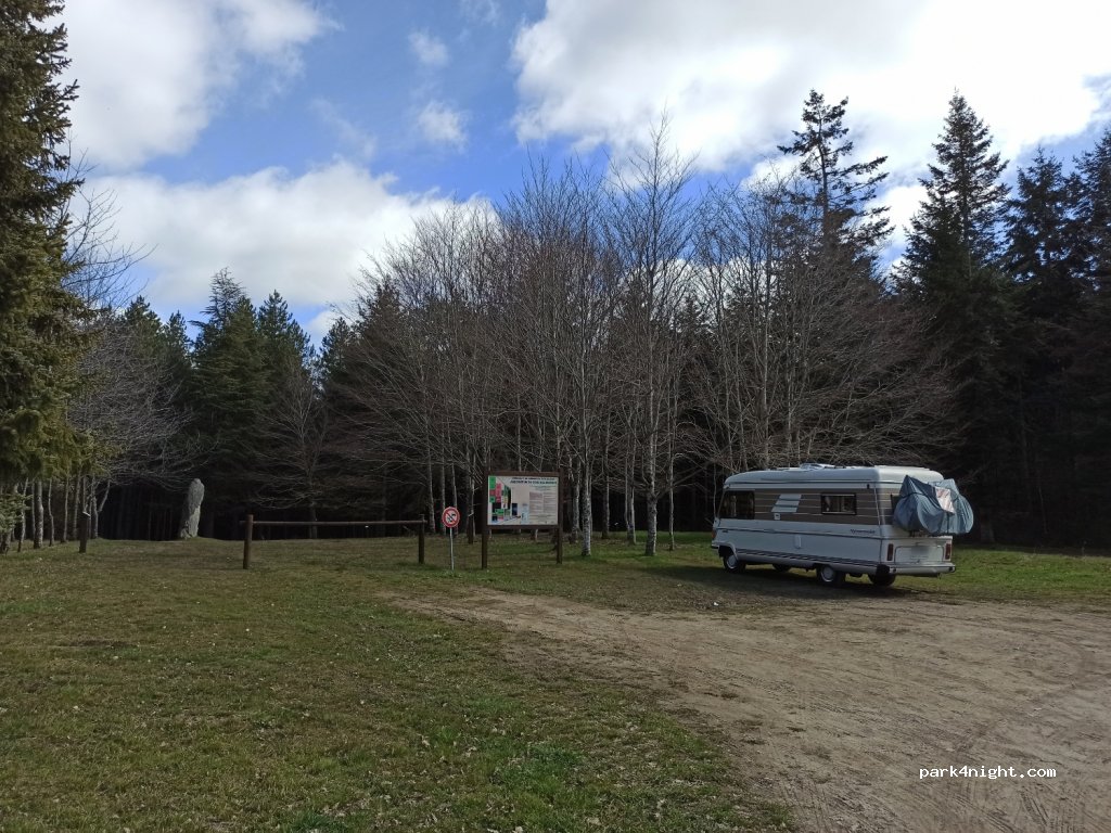 (63560) Neuf-Église - Unnamed Road, — foto