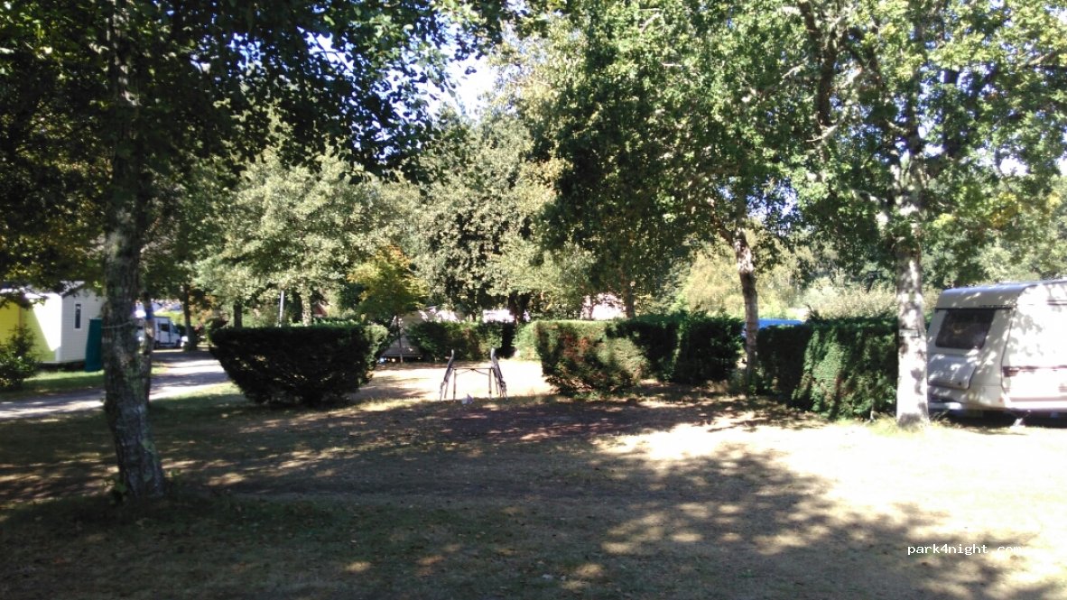 Camping les Bruyères — foto