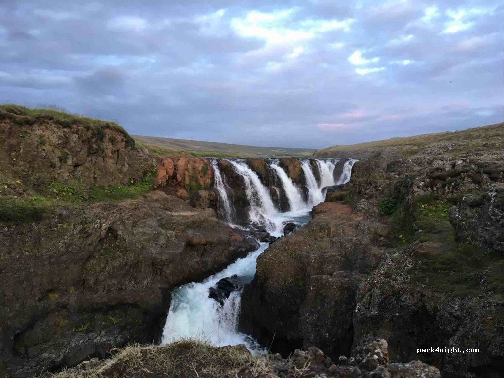 Kolugljúfur Canyon — foto 2
