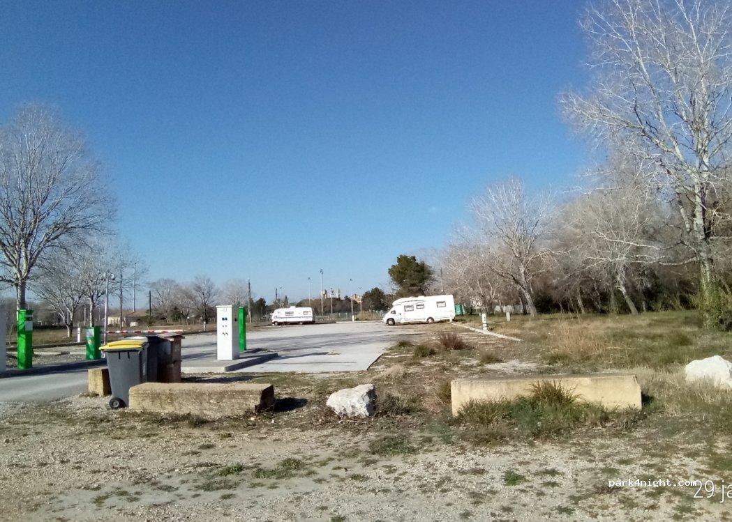 (30390) Aramon - Chemin du Rhône — foto 4