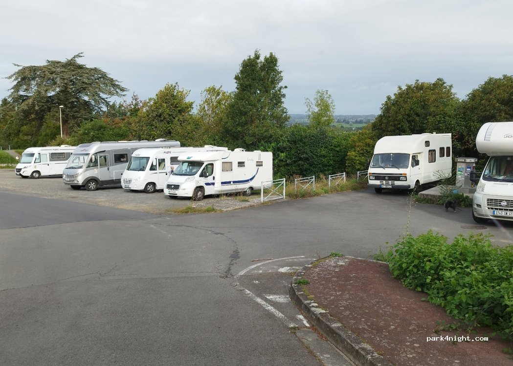 (50300) Avranches - 1-3 Chemin de la Boutonnière — foto