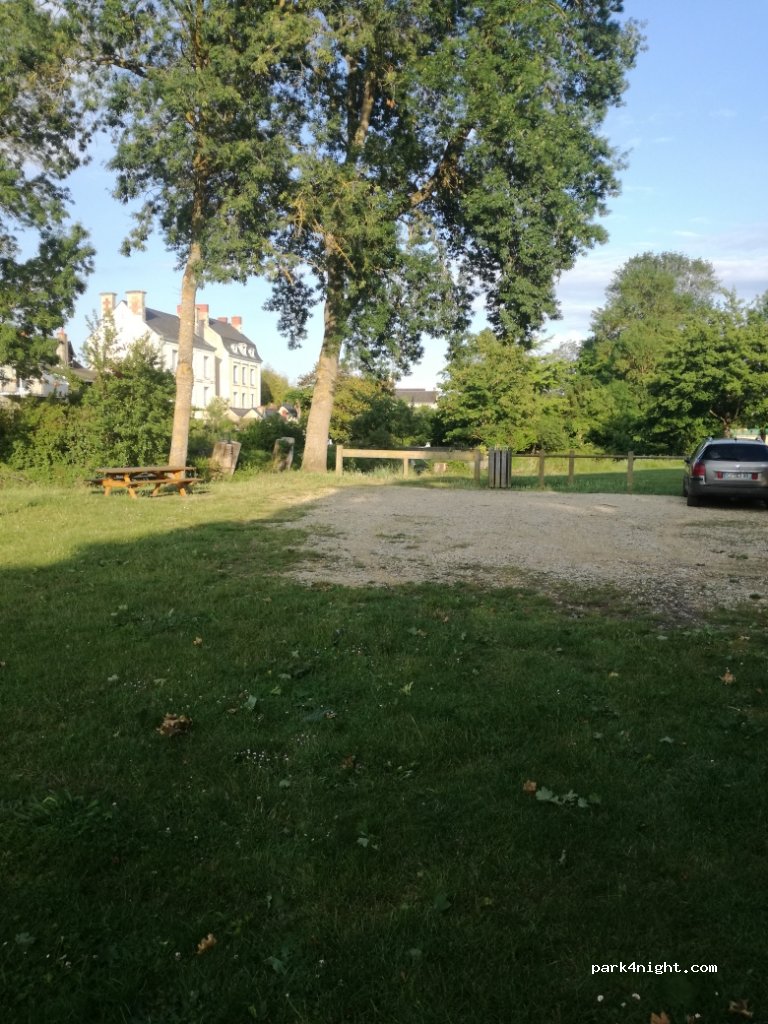 (37160) Abilly - 215 La Gare — foto 2