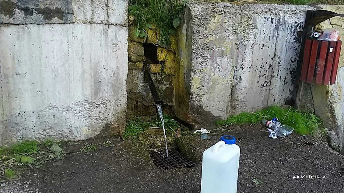 (727315) Iacobeni - Strada Republicii — foto