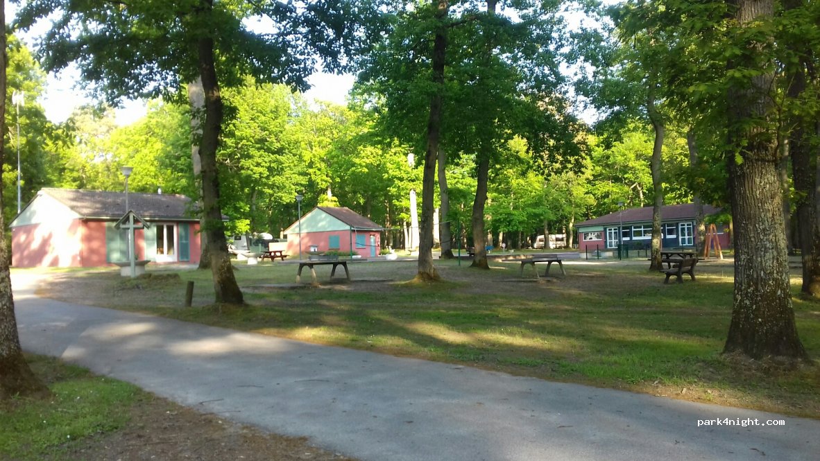 Montargis Camping de la Forêt***. — foto 2