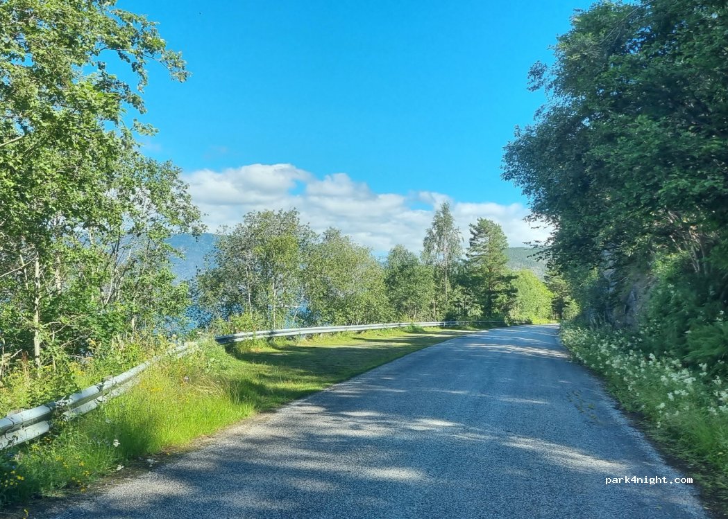 (6887) Vindedalen - Unnamed Road — foto