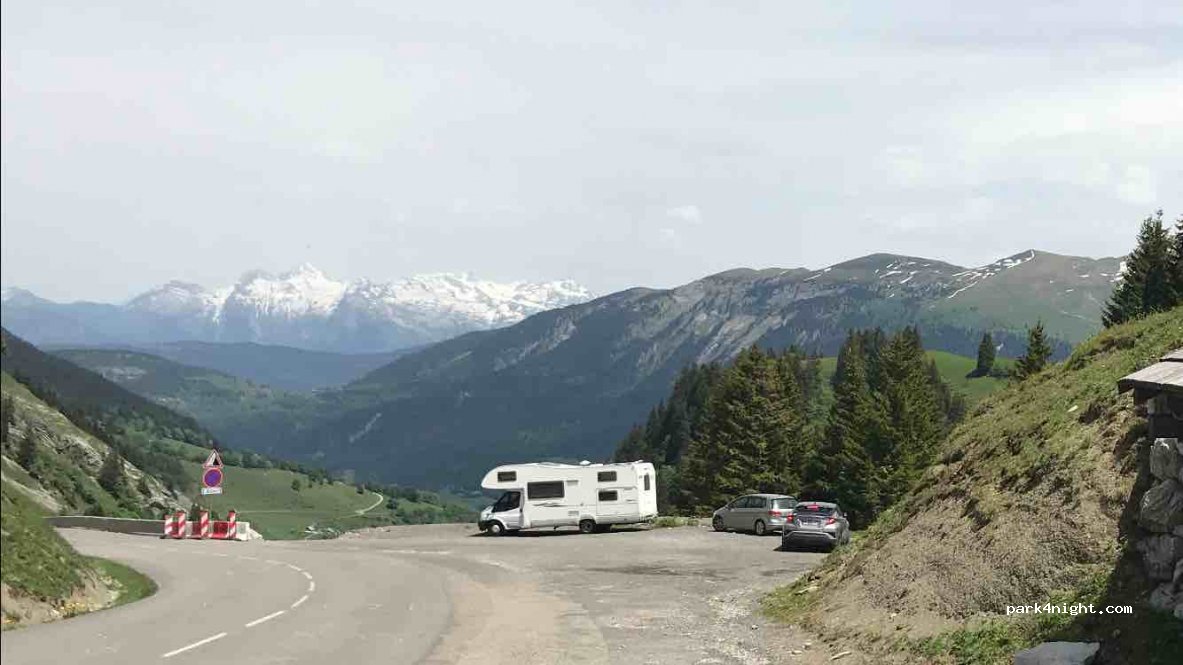 (74950) Le Reposoir - Route/Col de la Colombière — foto
