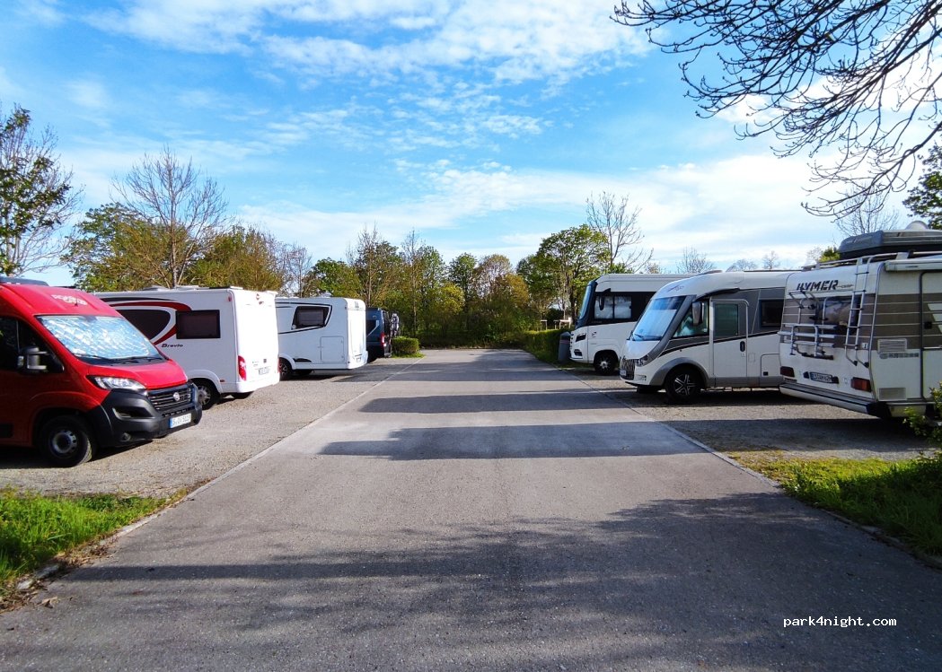 Wohnmobilstellplatz Rottweil Stadion — foto 4