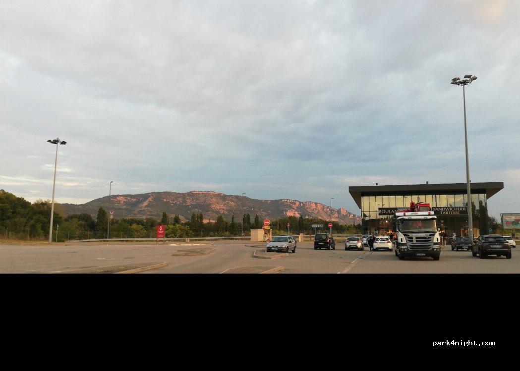(26000) Valence - 8 Rue Colette — foto 2
