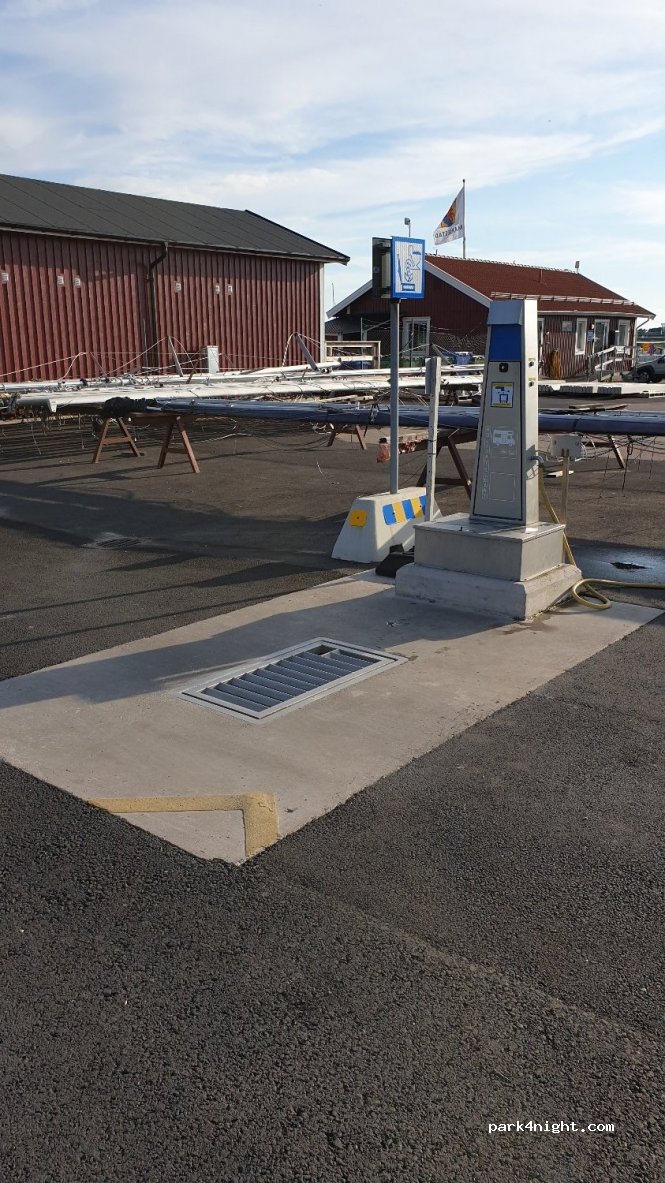 Ställplats i yttre hamnen — foto 2
