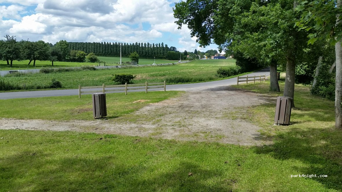 (61190) Tourouvre - D5 — foto 3