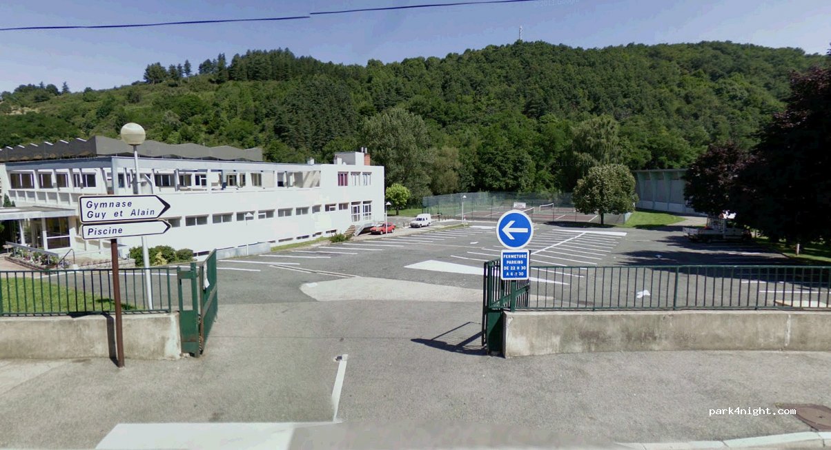 (42500) Le Chambon-Feugerolles - Rue Thomas — foto