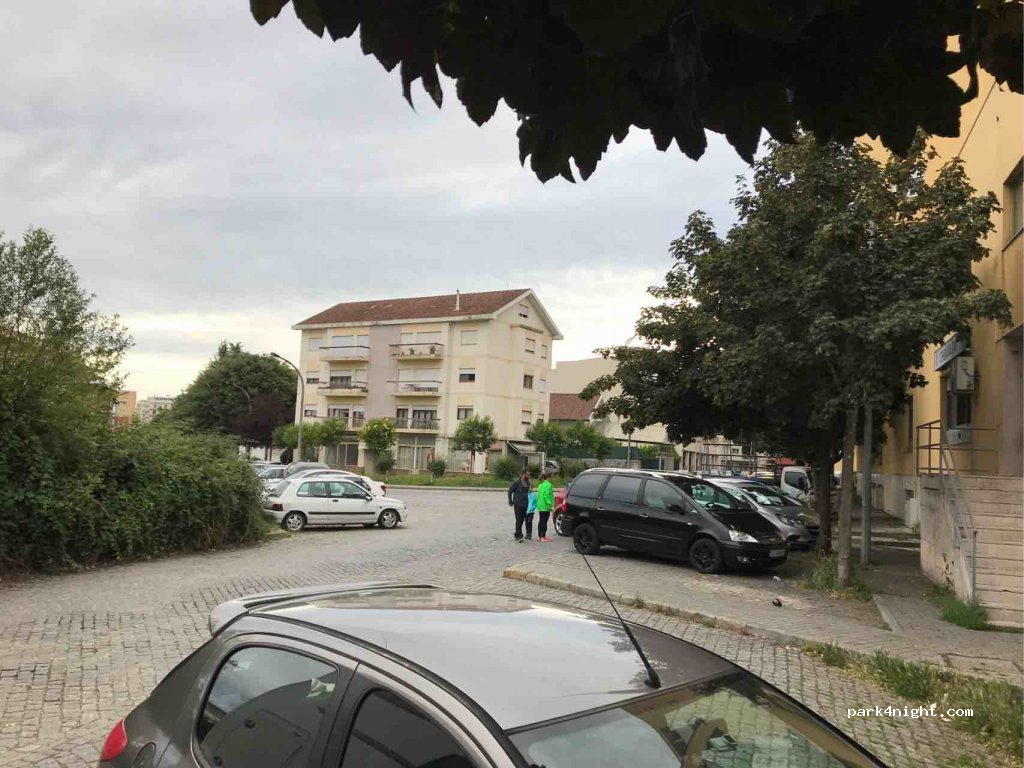 (4710-404) Braga - 39 Avenida dos Lusíadas — foto