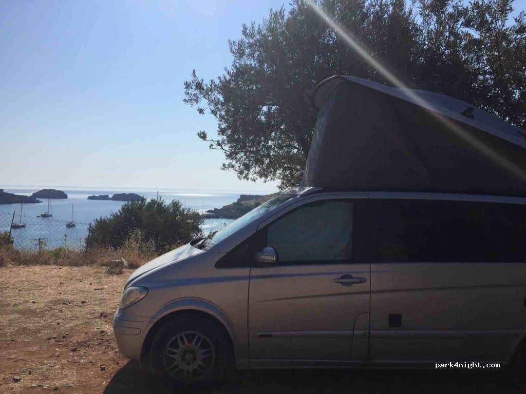 (851 07) Lindos - unnamed road — foto