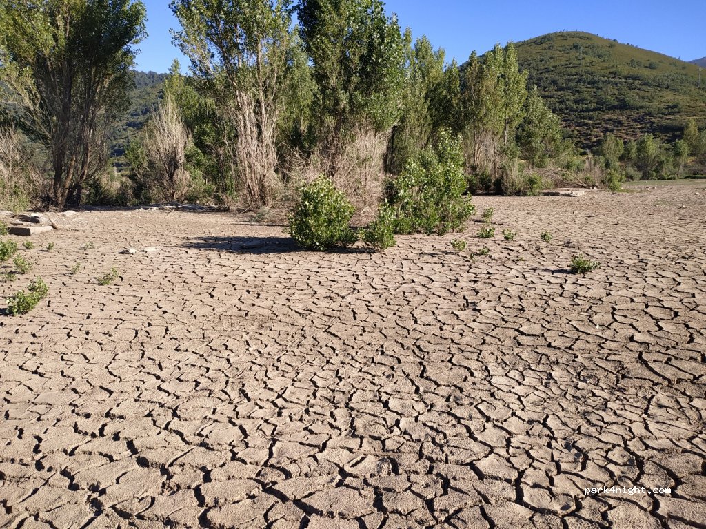 (24900) Riaño - Carretera Riaño — foto 3