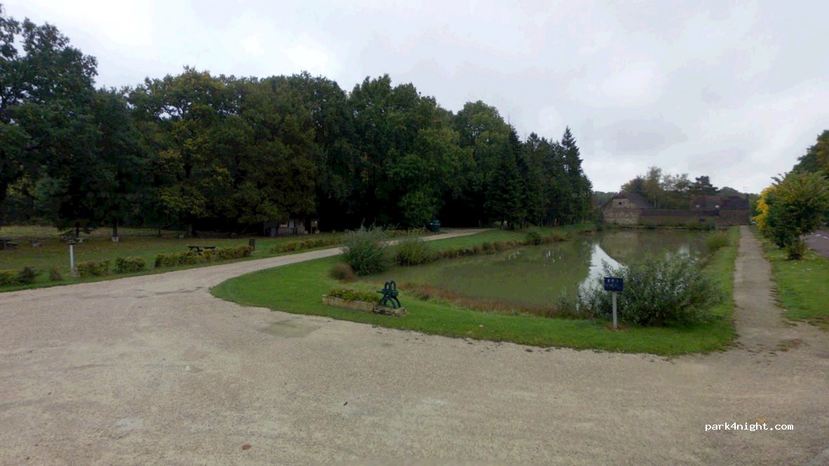 (10210) Prusy - Rue Route de Bernon — foto