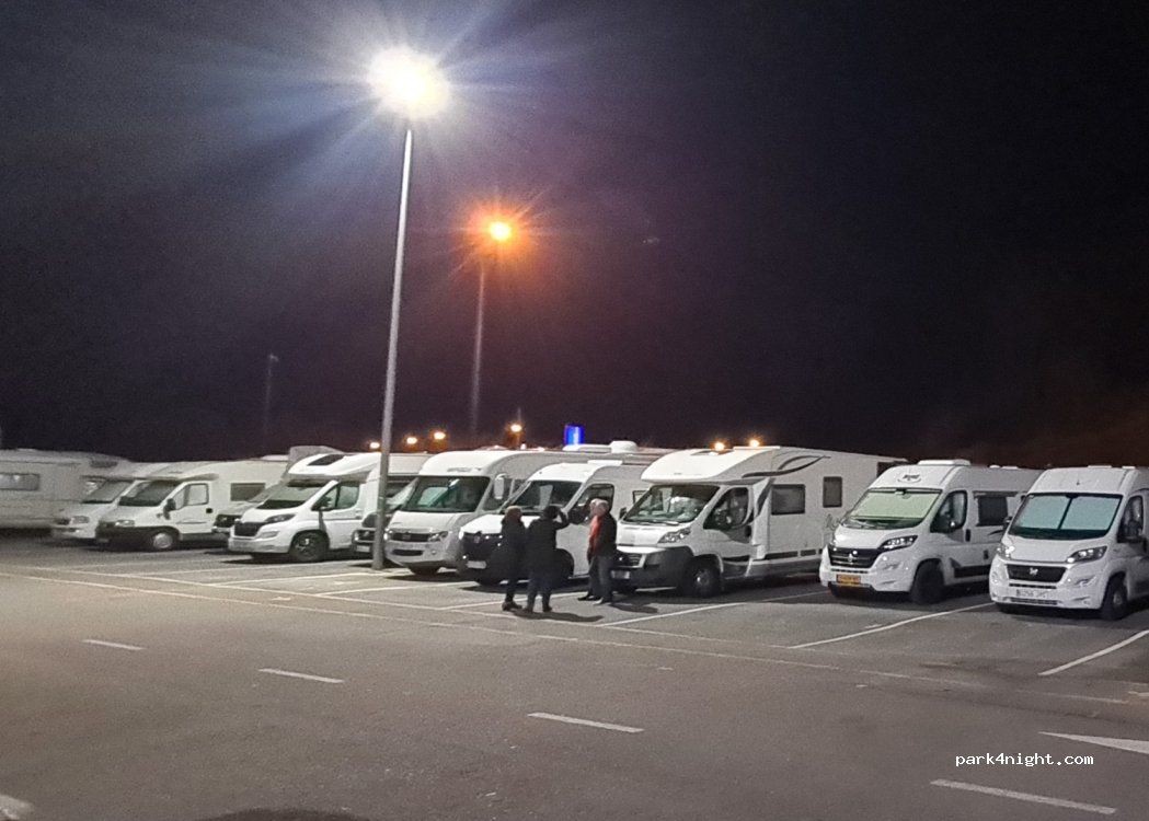 Area de Caravanas de Cangas de Onís — foto 3