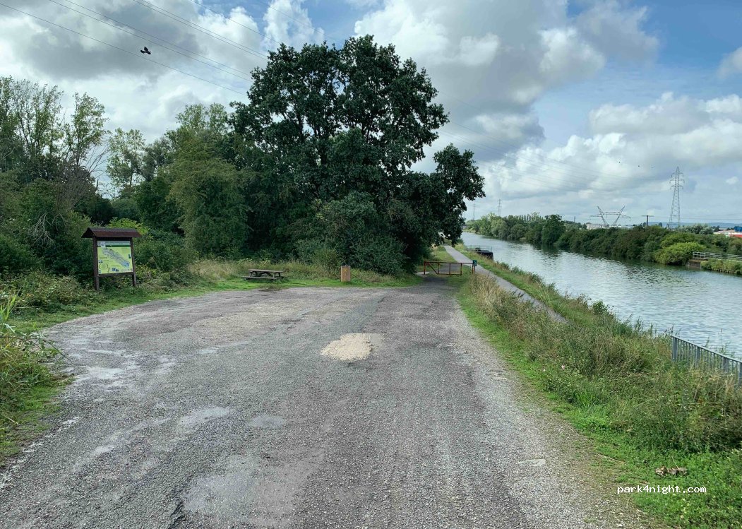 (57300) Hagondange - 135 Véloroute Charles le Téméraire — foto