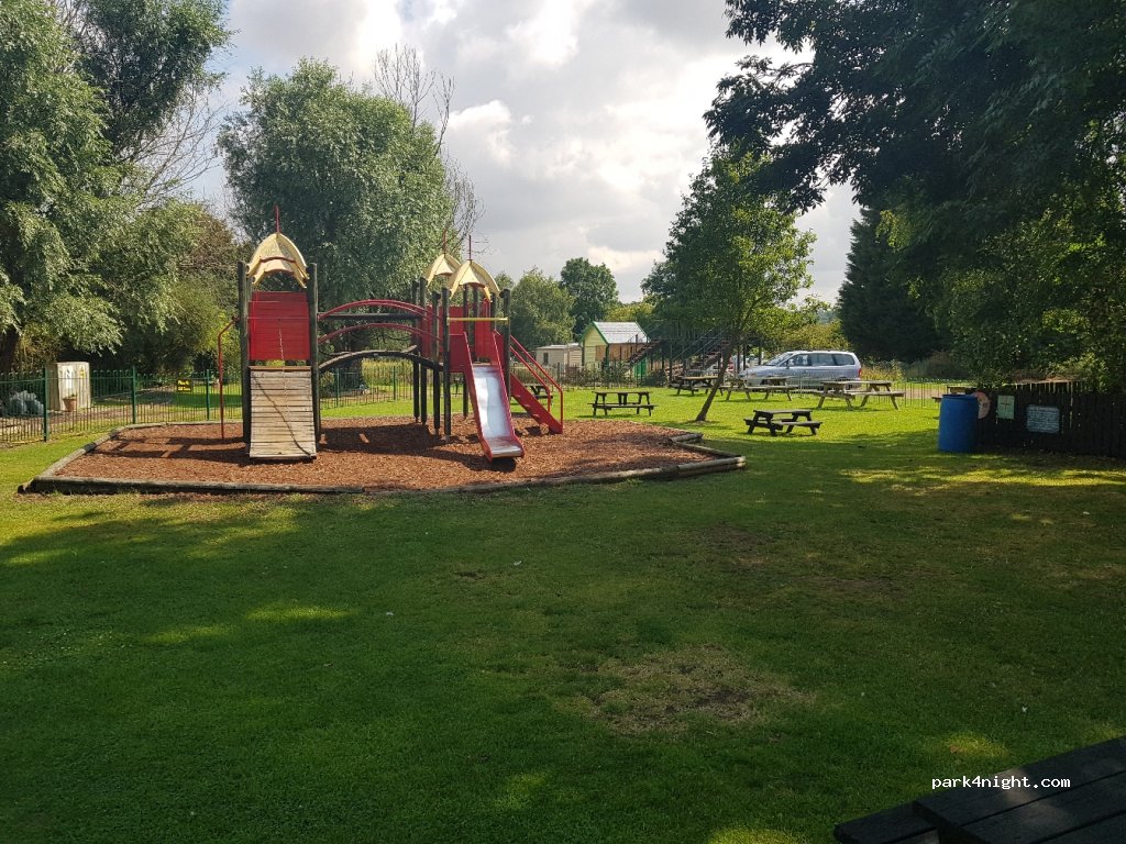 (LU5 6HT) Toddington - Luton Rd — foto 2