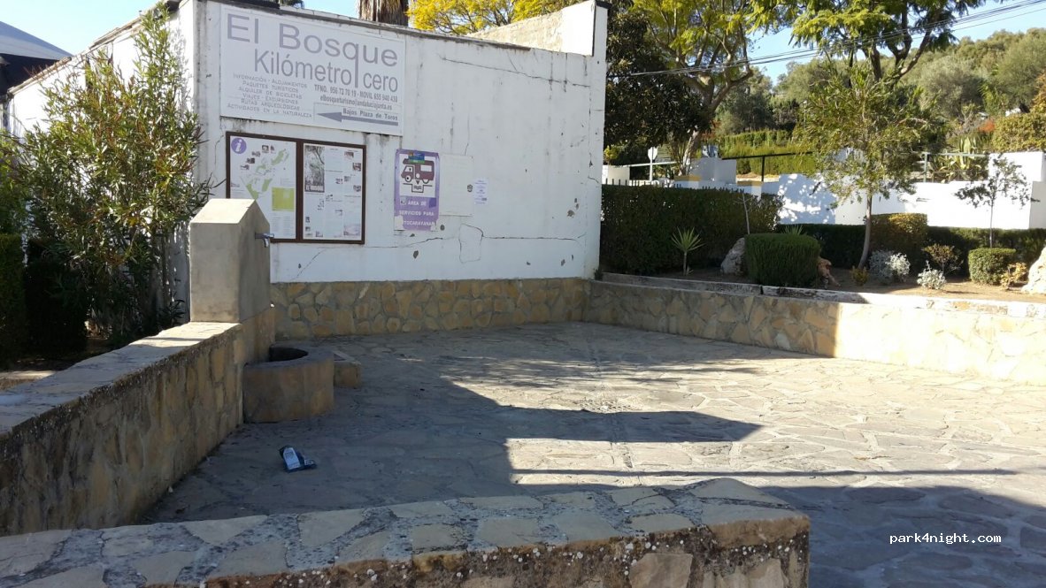 Area de Servicio de Autocaravanas | El Bosque — foto