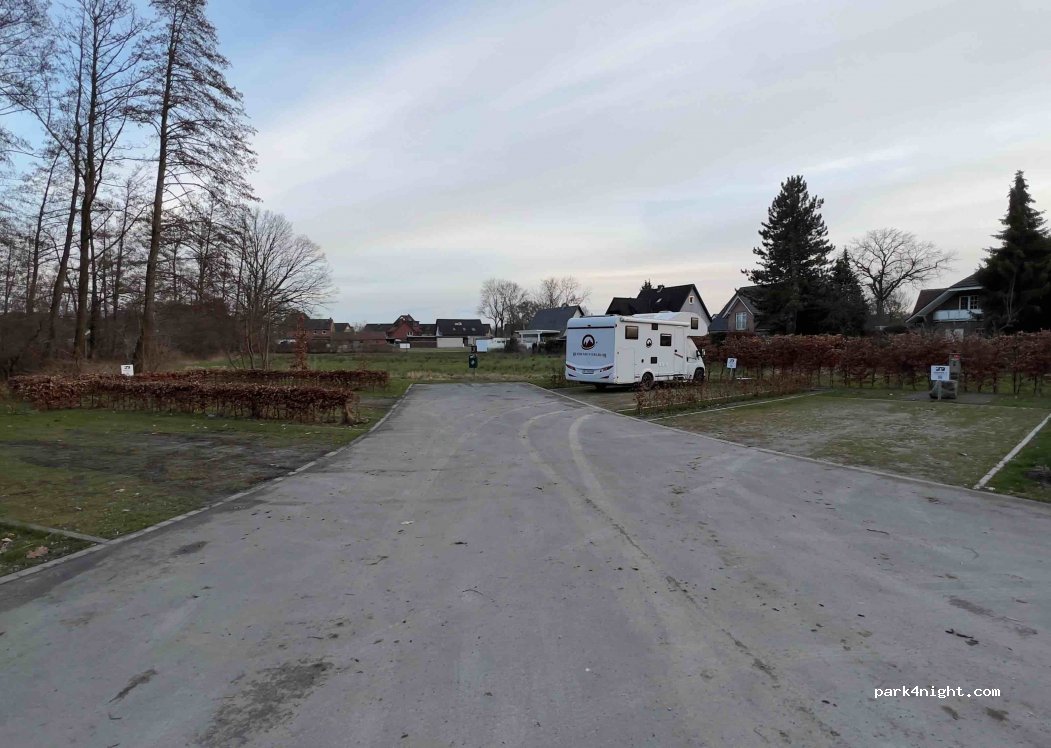 (33415) Verl - 18 Alter Postweg — foto 3