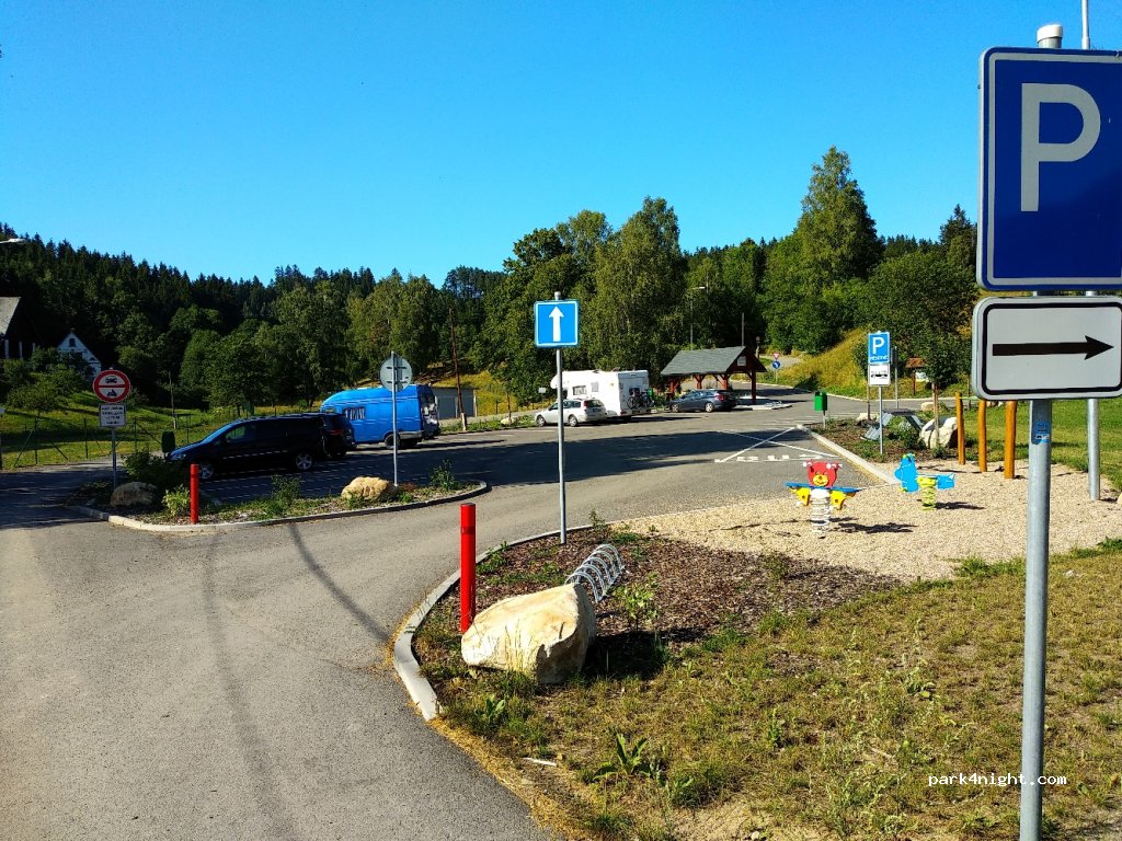 (549 63) Machov - 30317 — foto