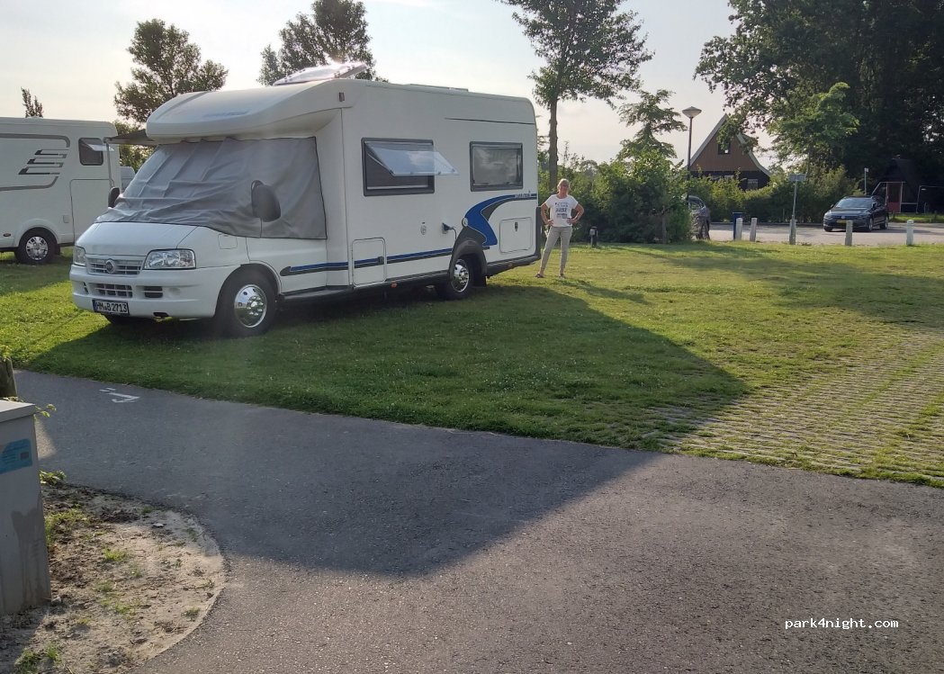(9111) Burdaard - 37 Hikkaarderdyk — foto