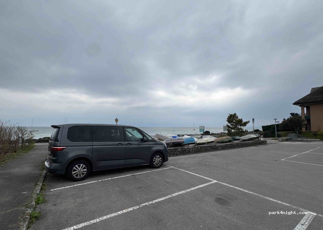 (1110) Morges - Rue de Lausanne — foto 5