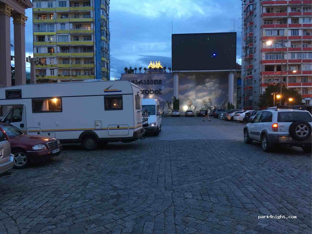 () Batumi - 1 Rustaveli Avenue — foto 2