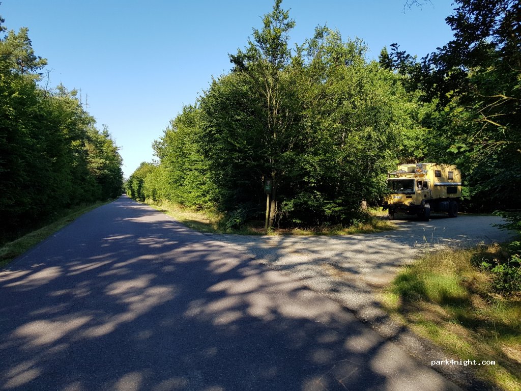 (671 54) Hostim - 400 — foto 2