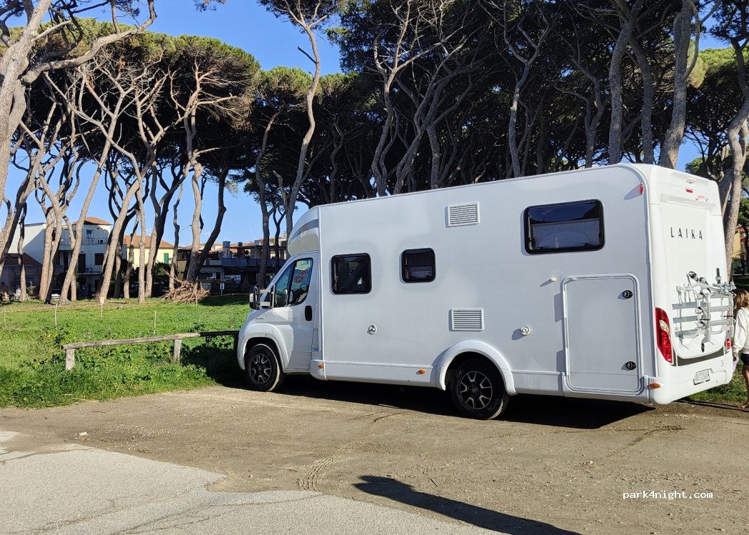 (58022) Follonica - 71 Via Spiaggia di Levante — foto 4