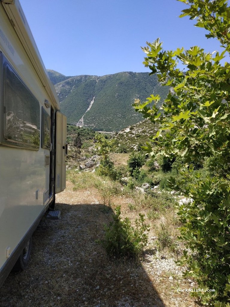 () Dukat - Unnamed Road — foto 3