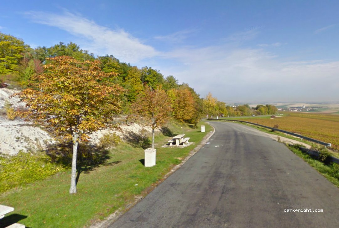(51120) Barbonne-Fayel - D951 — foto