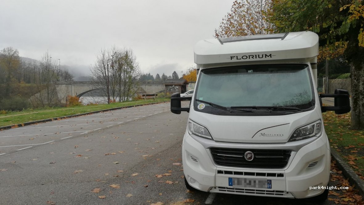 (01160) Neuville-sur-Ain - 328-416 Rue Nicolas Aubry — foto