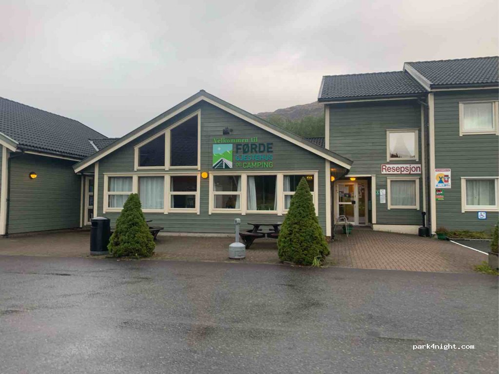 Forde Guesthouse & Camping — foto