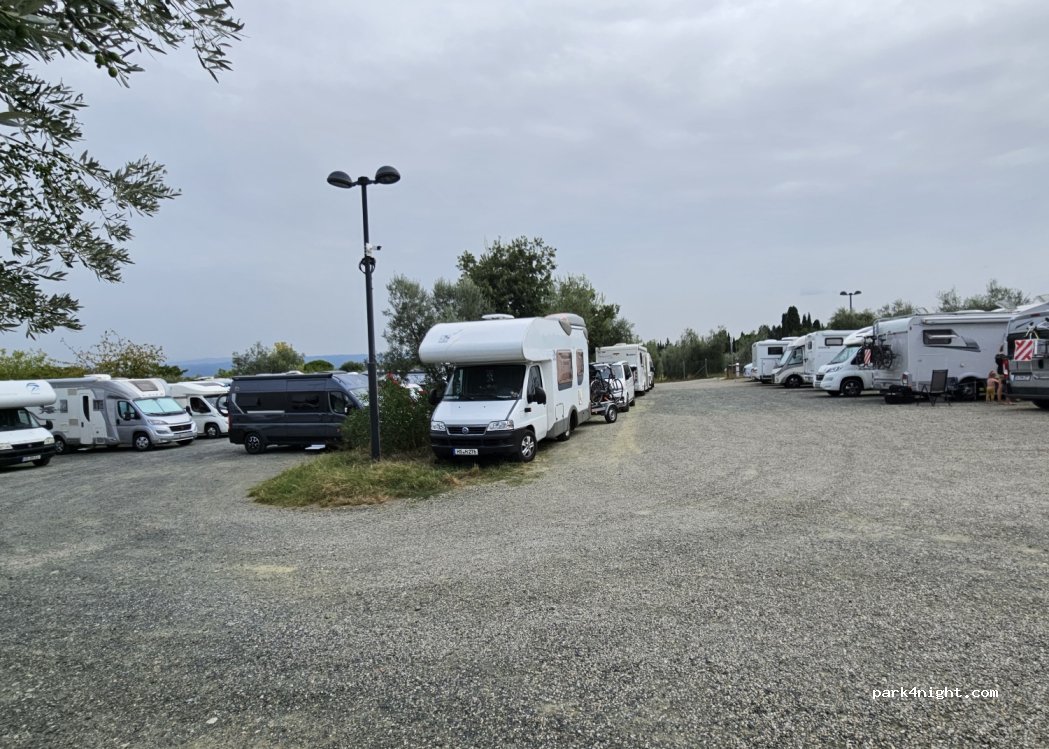 Area di Sosta camper S. Lucia — foto 2
