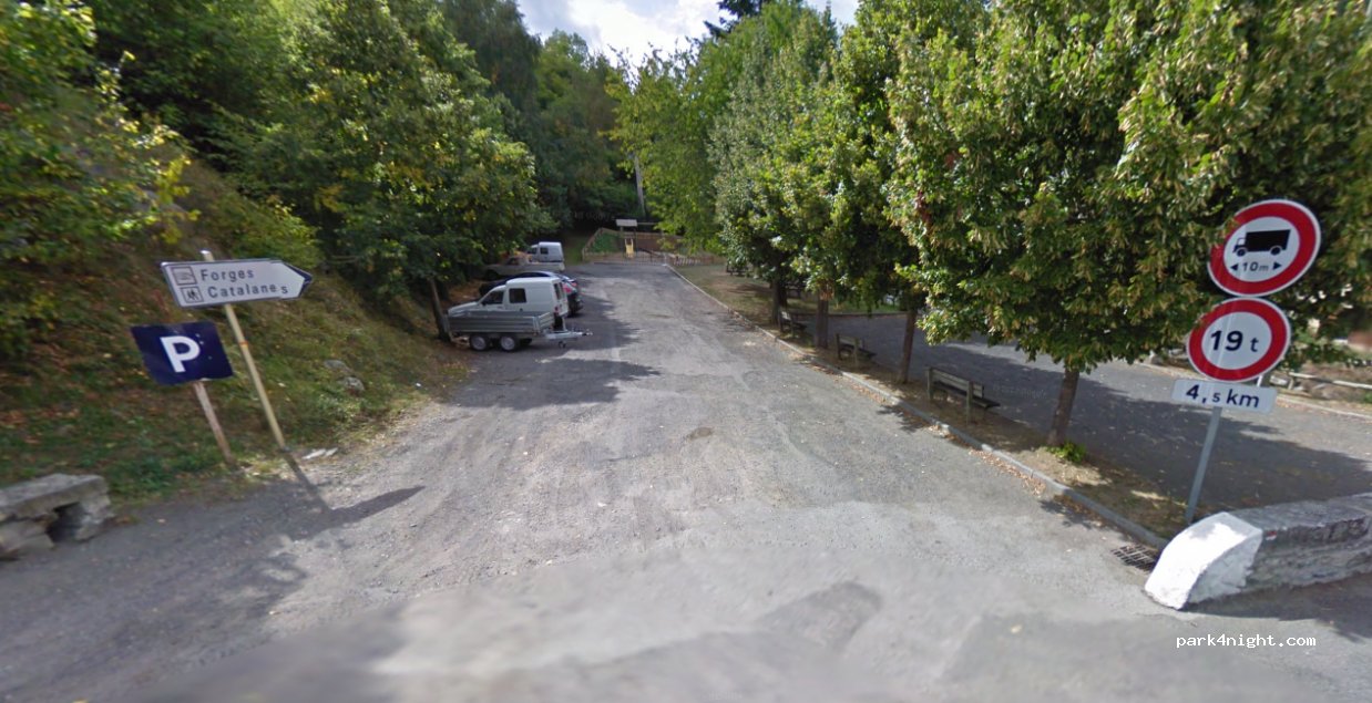 (09460) Mijanès - Le Village — foto