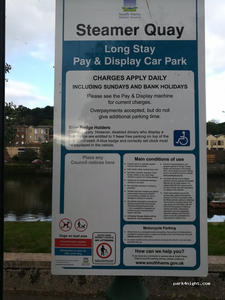 (TQ9 5AL) Totnes - Steamer Quay Road — foto