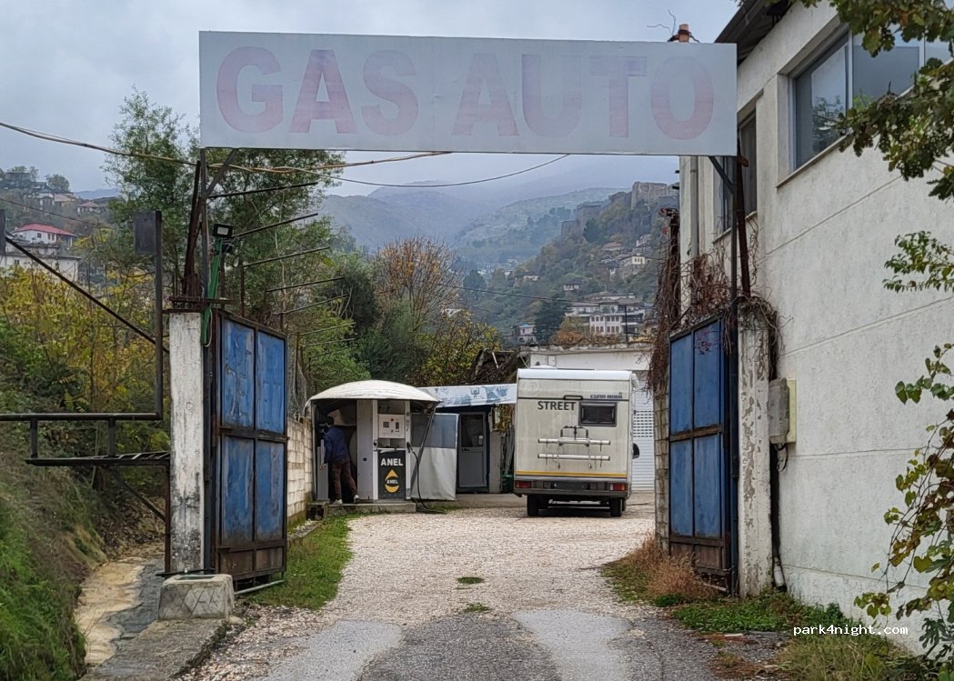() Gjirokaster - Rruga Ibrahim Xharba — foto