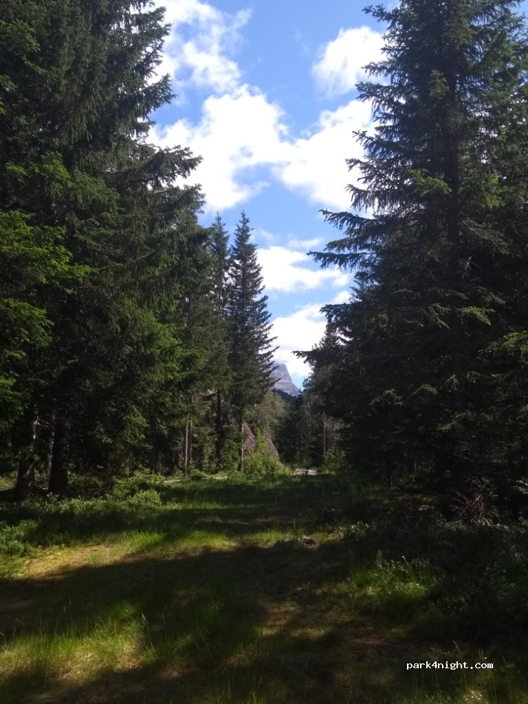 (5730) Ulvik - Unnamed Road — foto 2