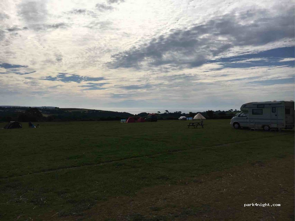 Penwarne Farm Touring & Campsite — foto